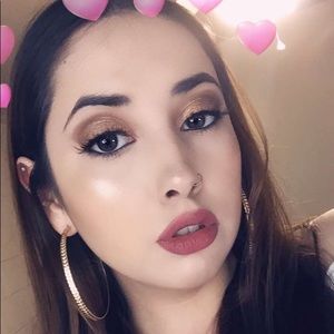 Meet your Posher, Liliana